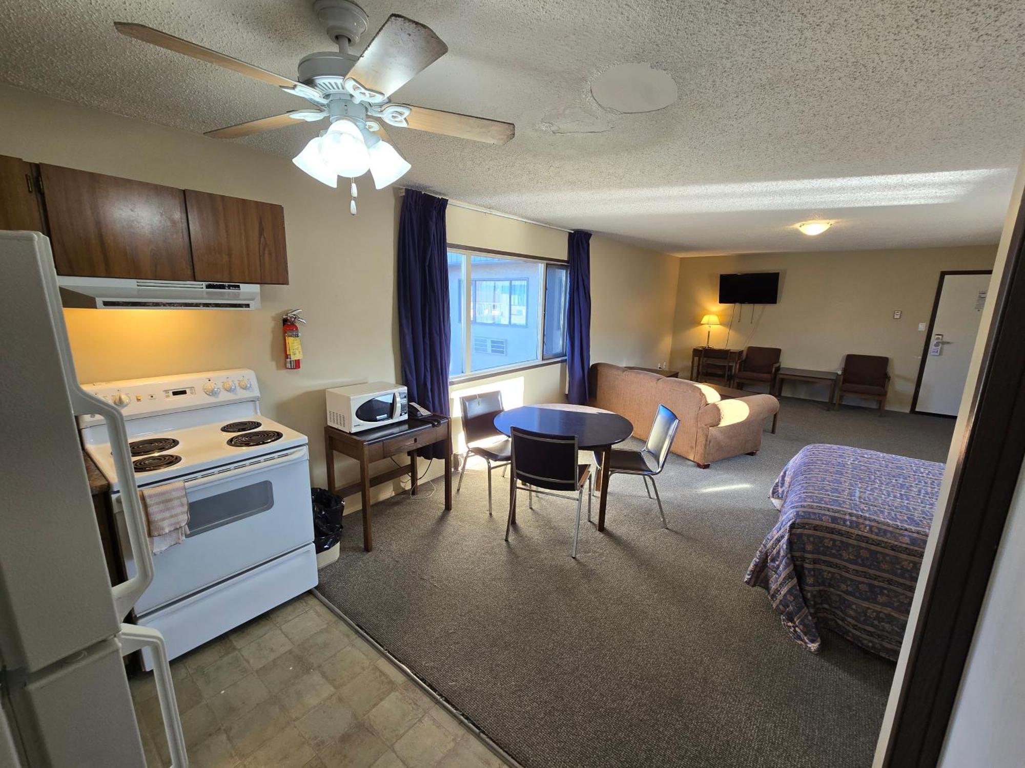 Capri Motor Motel 3*