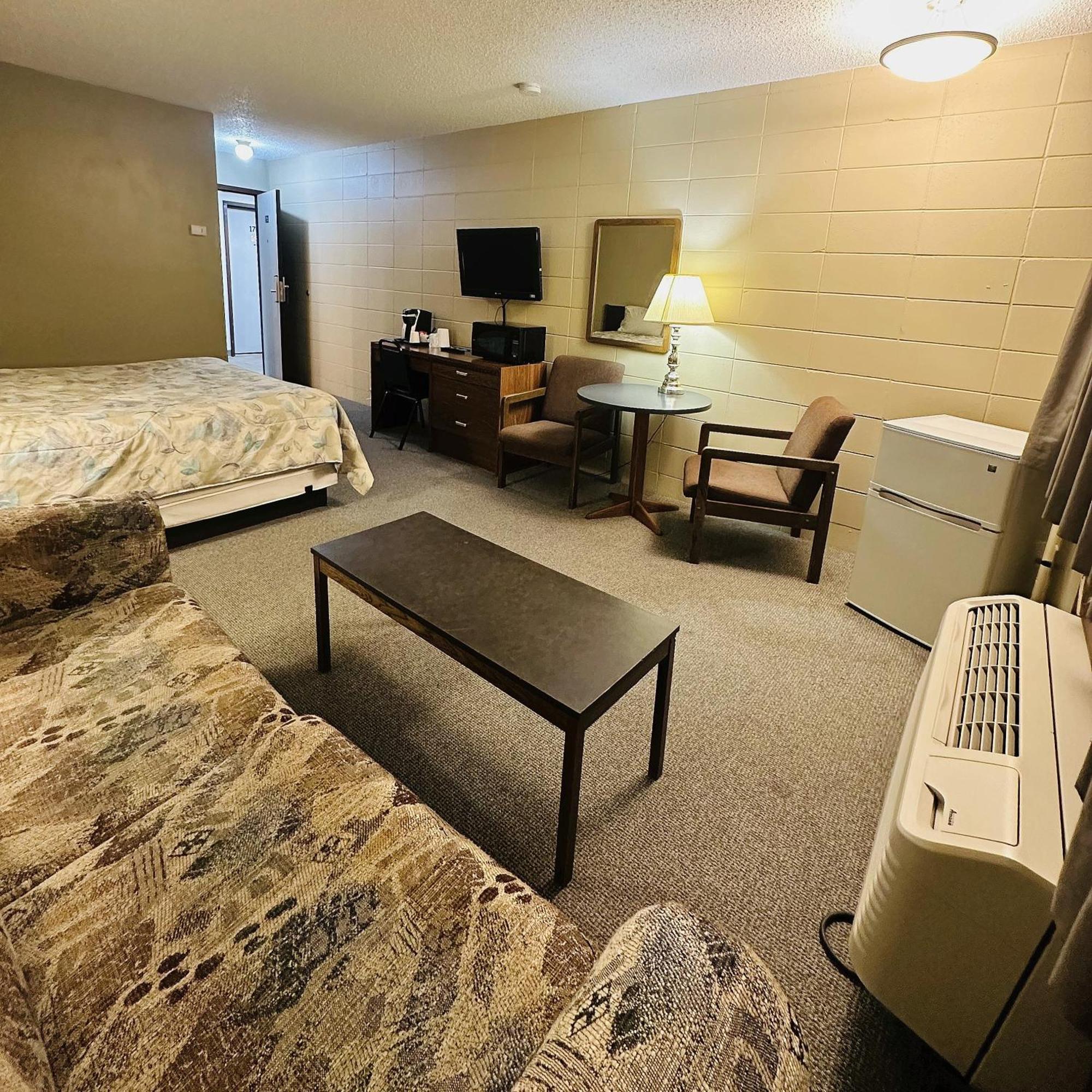 Capri Motor Motel Smithers